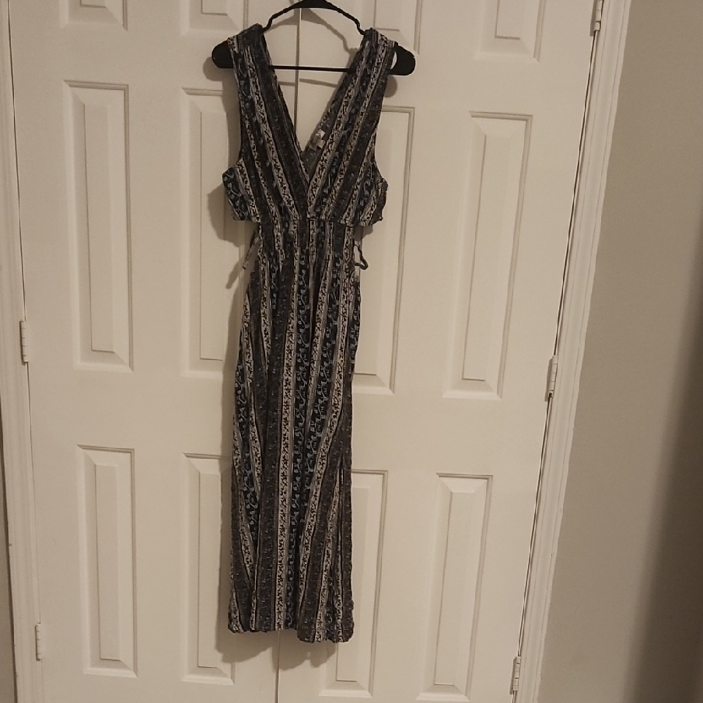 Justify Monochrome Striped Maxi Dress